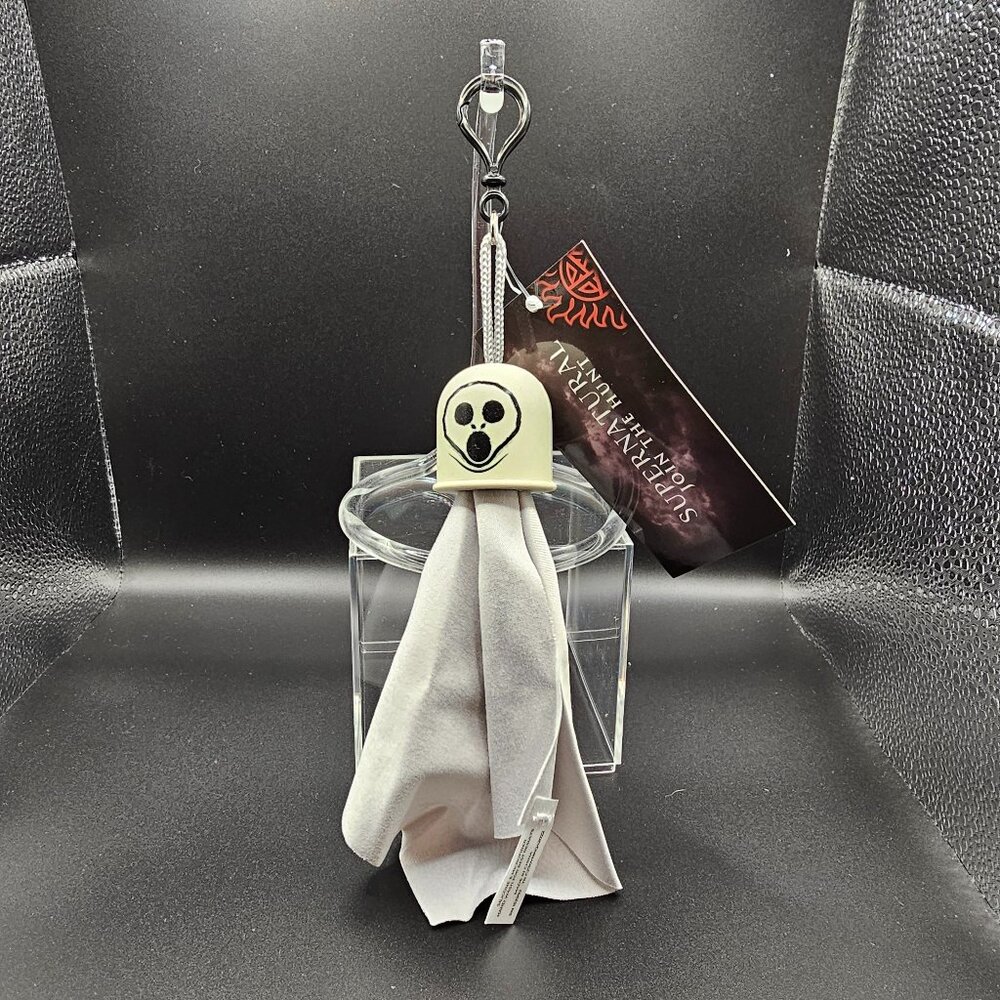 Spooky & Cute! Supernatural Microfiber Ghost Keychain – New